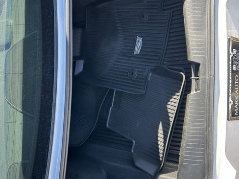 Used 2023 Cadillac CT4 V w/ Navigation Package image 11