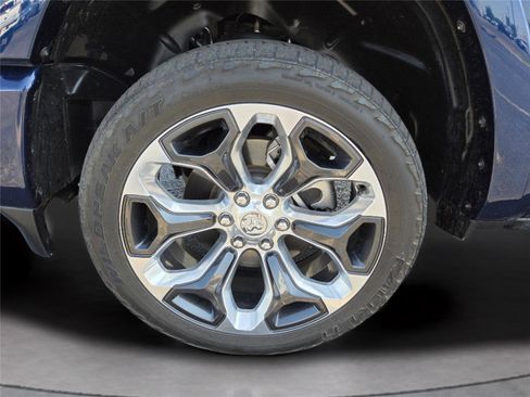 Used 2024 RAM 1500 Limited AWD/4WD image 36