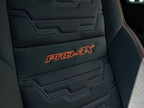 New 2026 Nissan Frontier PRO-4X w/ Pro-4x Convenience Package image 32