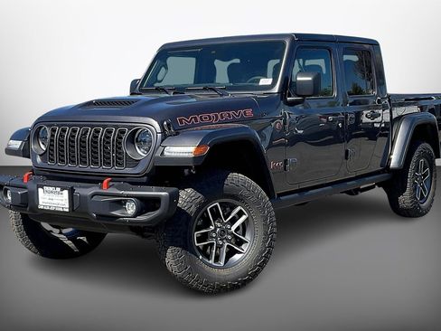 New 2025 Jeep Gladiator Mojave image 2