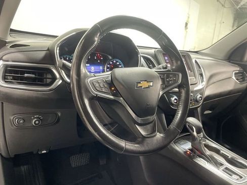 Used 2022 Chevrolet Equinox LT AWD/4WD image 14
