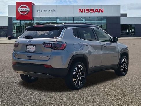 Used 2024 Jeep Compass Limited AWD/4WD image 7