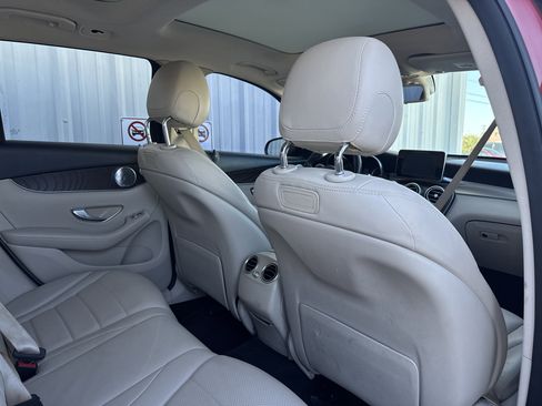 Used 2019 Mercedes-Benz GLC 300 GLC 300 image 43