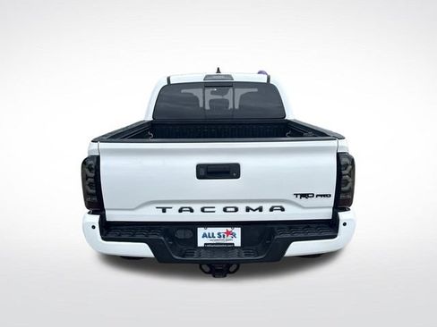 Used 2022 Toyota Tacoma TRD Pro AWD/4WD image 9
