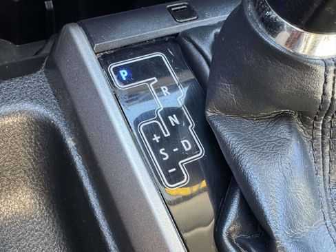 Used 2019 Toyota Tacoma SR5 image 38