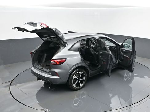 Used 2023 Ford Escape ST-Line Select w/ Tech Pack #2 image 29