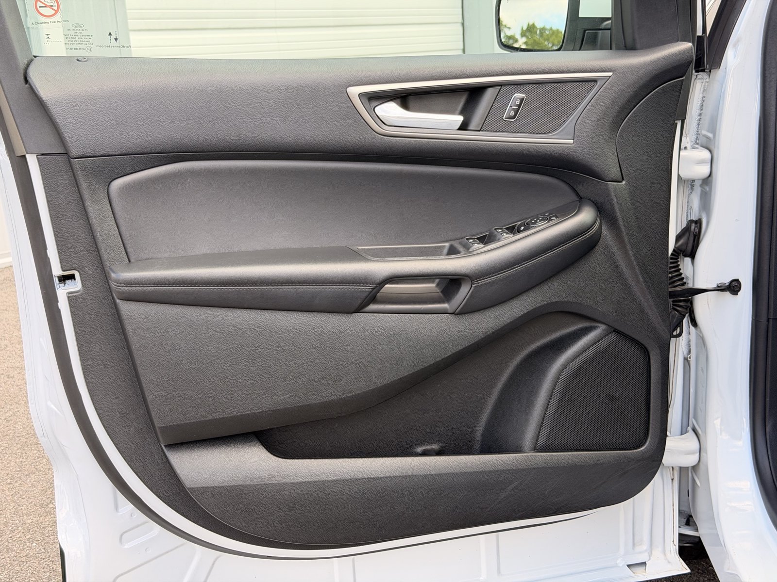 Used 2023 Ford Edge SEL AWD/4WD image 17