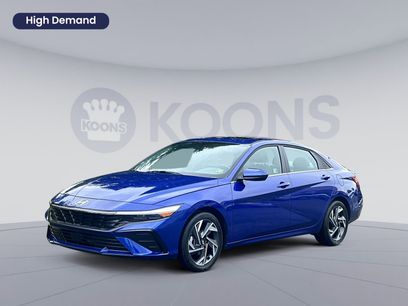 Certified 2025 Hyundai Elantra SEL