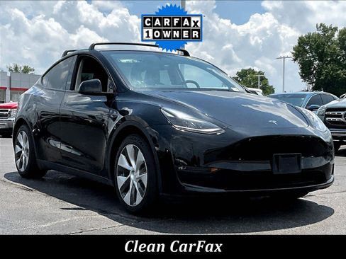 Used 2023 Tesla Model Y Long Range AWD/4WD image 3
