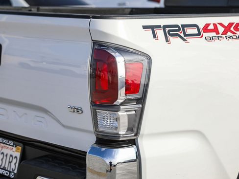 Used 2023 Toyota Tacoma TRD Off-Road AWD/4WD image 9
