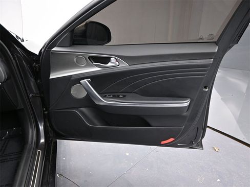 Certified 2022 Kia Stinger GT2 image 21