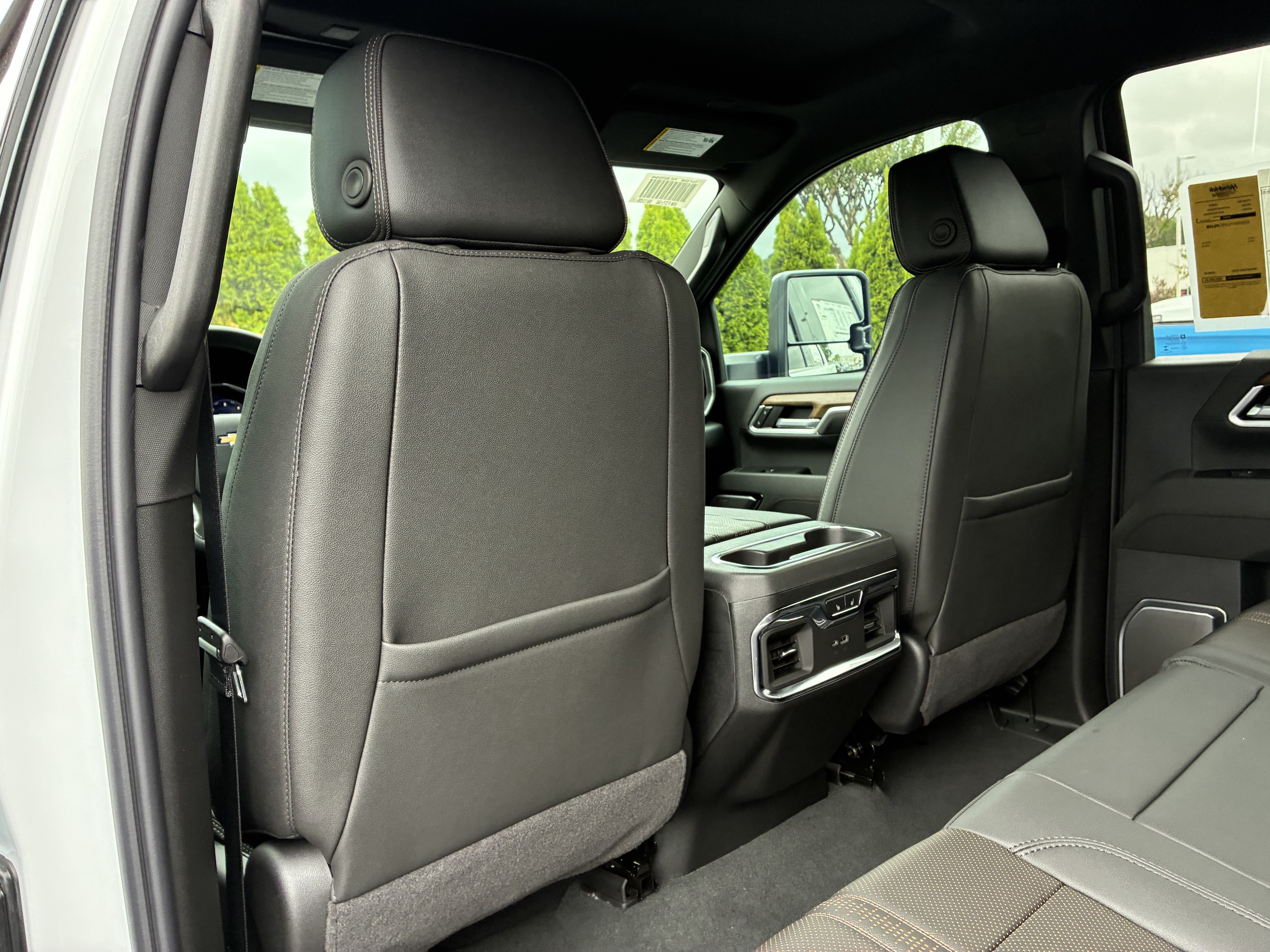 New 2026 Chevrolet Silverado 2500 High Country w/ Technology Package AWD/4WD image 17