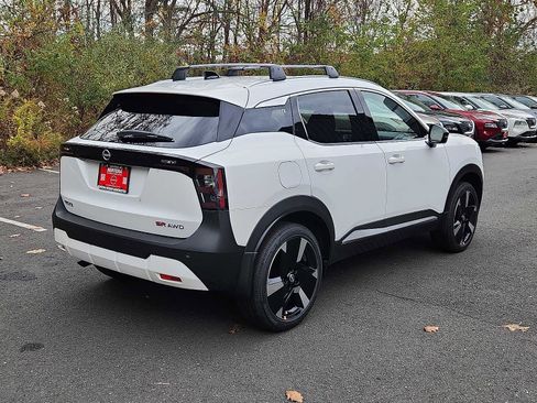 New 2026 Nissan Kicks SR w/ Cold Weather Package image 4