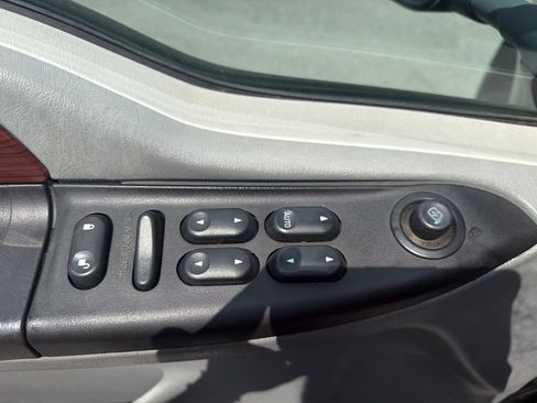 Used 2006 Ford F350 Lariat RWD image 29