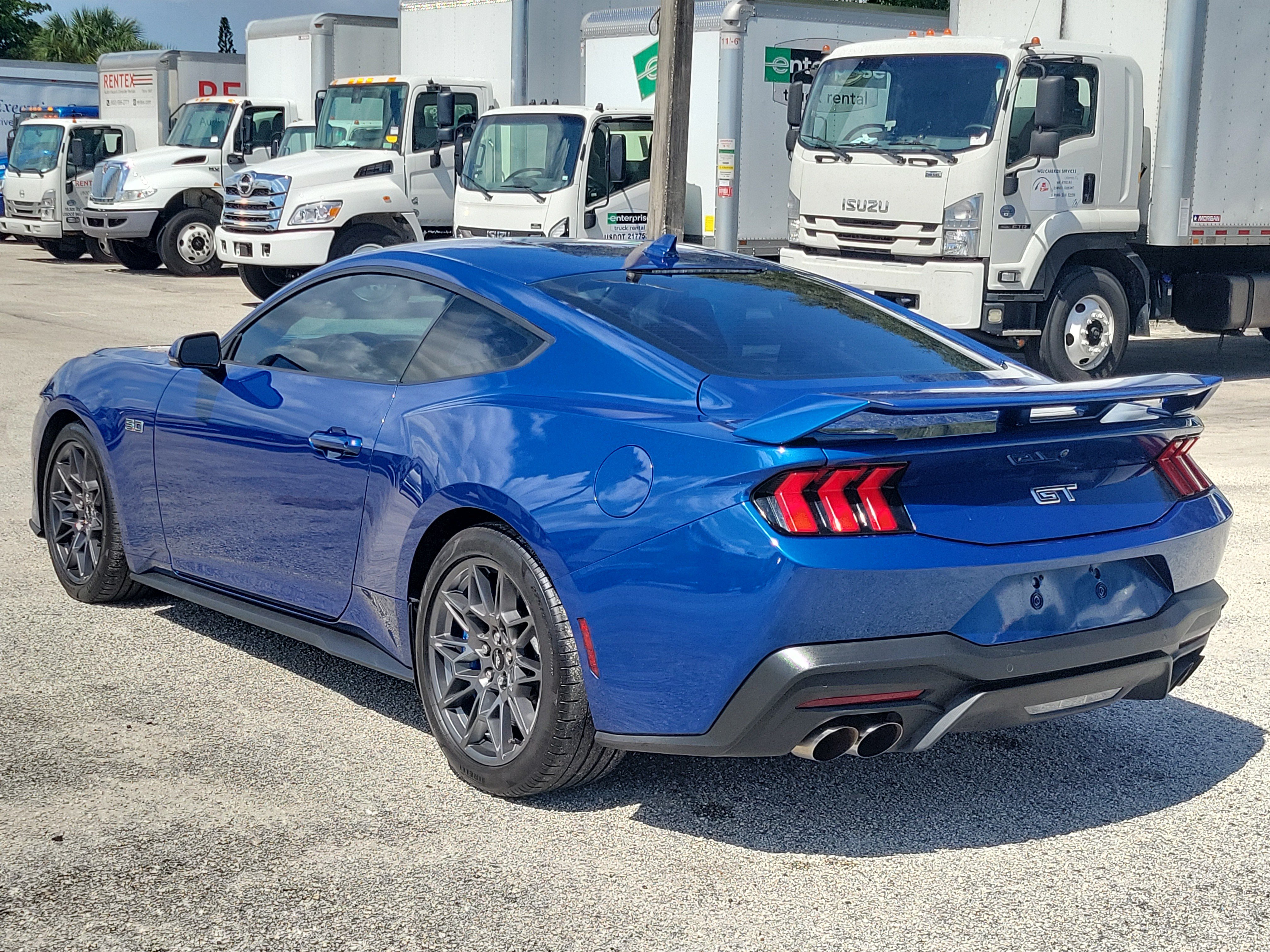 Used 2024 Ford Mustang GT Premium w/ GT Performance Package RWD image 5