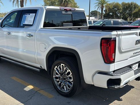 Used 2024 GMC Sierra 1500 Denali Ultimate image 5