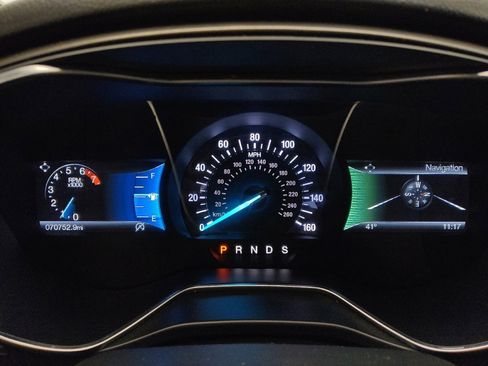 Used 2018 Ford Fusion SE w/ Fusion SE Technology Package image 23