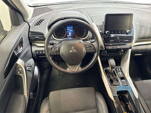 Used 2022 Mitsubishi Eclipse Cross SE image 14