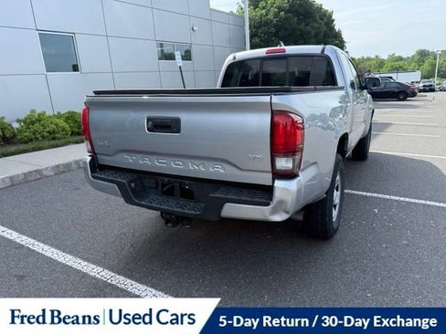 Certified 2023 Toyota Tacoma SR AWD/4WD image 10