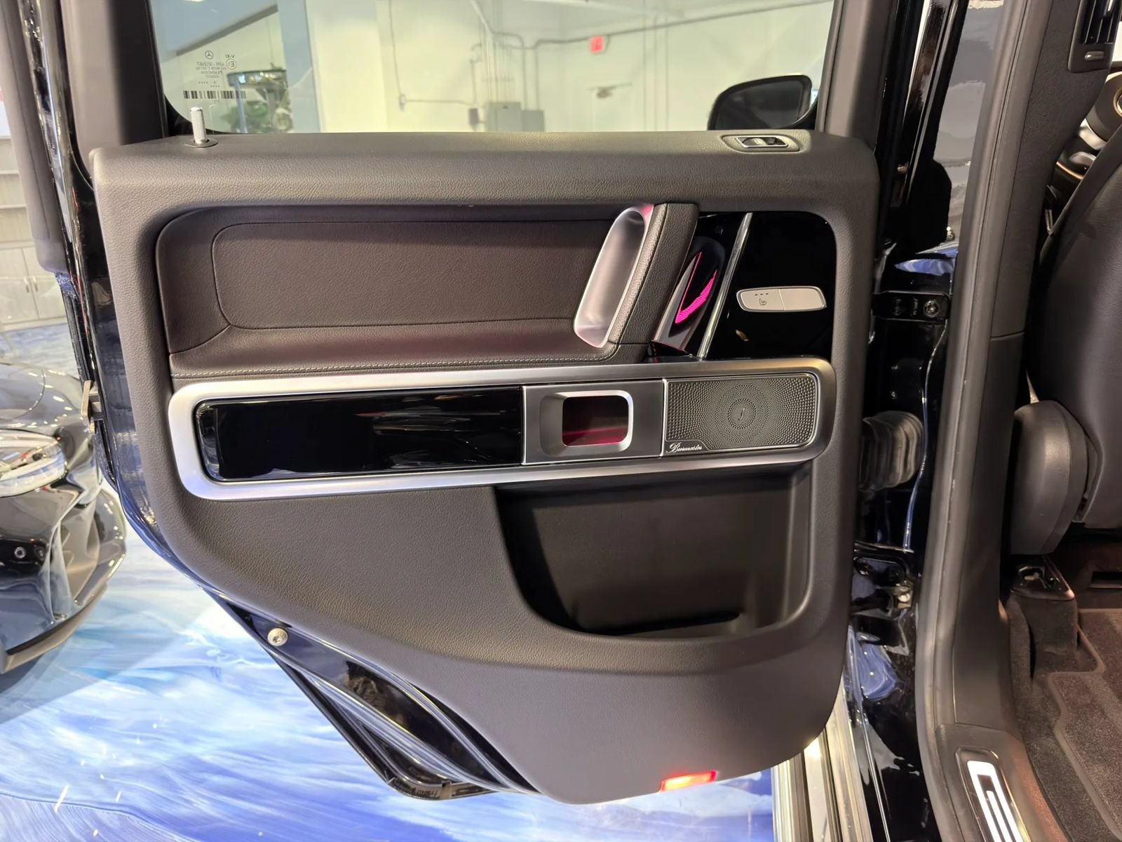 Used 2019 Mercedes-Benz G 550 w/ AMG Line image 17