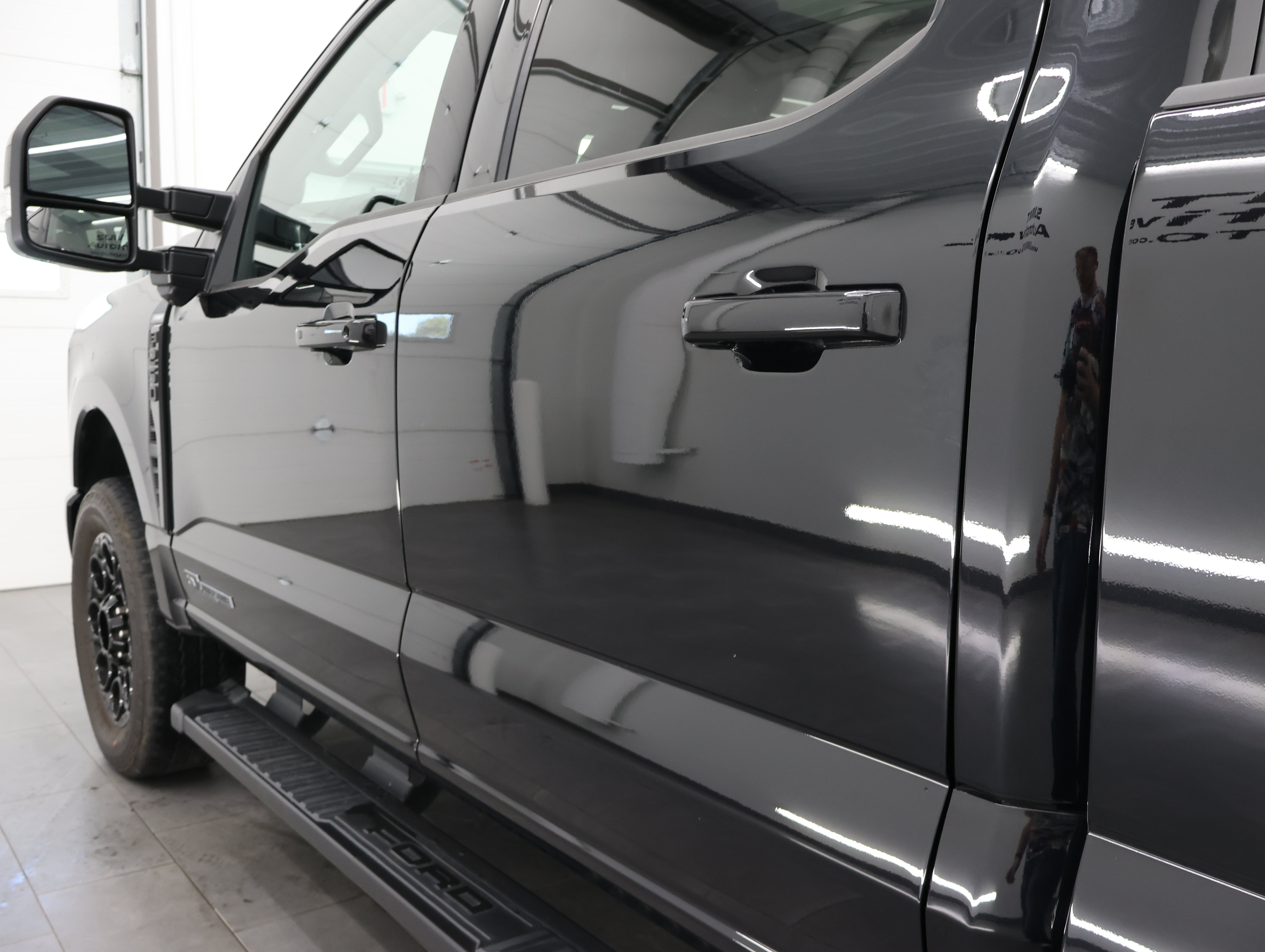Used 2025 Ford F250 Lariat w/ Lariat Ultimate Package AWD/4WD image 38