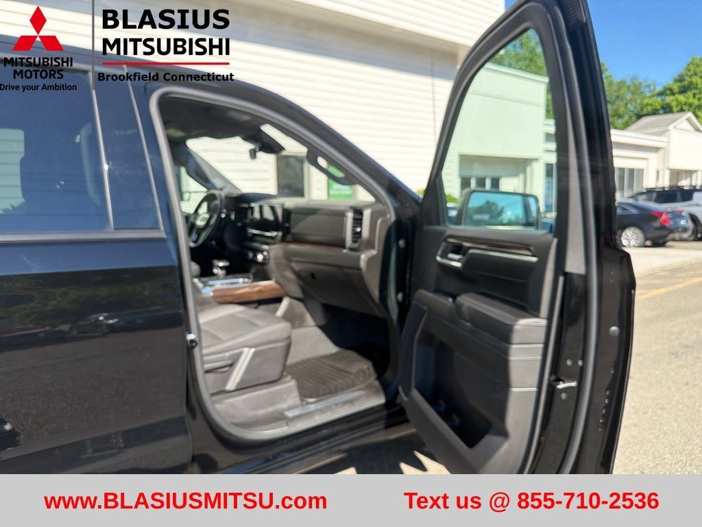 Used 2024 GMC Sierra 1500 Elevation w/ X31 Off-Road Package AWD/4WD image 20