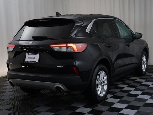 Used 2020 Ford Escape SE image 15