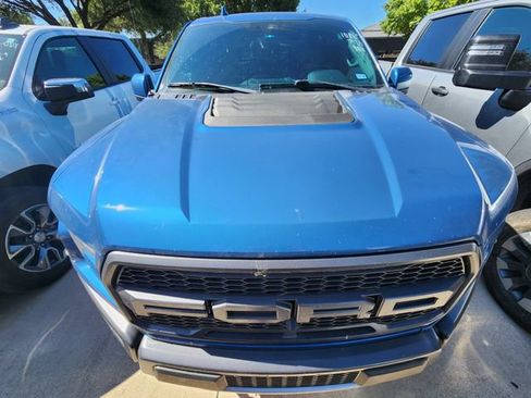 Used 2019 Ford F150 Raptor w/ Equipment Group 802A Luxury AWD/4WD image 2