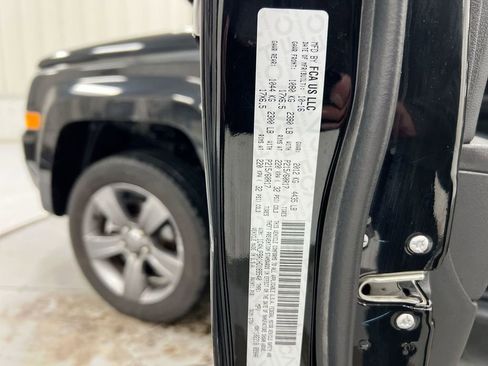 Used 2017 Jeep Patriot Sport w/ Power Value Group image 25