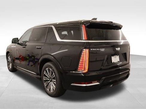 New 2026 Cadillac Escalade IQL Luxury image 4