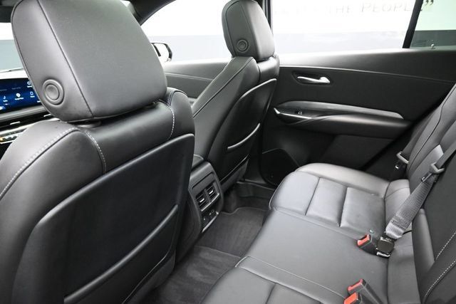 Used 2024 Cadillac XT4 Premium Luxury w/ Cold Weather Package AWD/4WD image 25