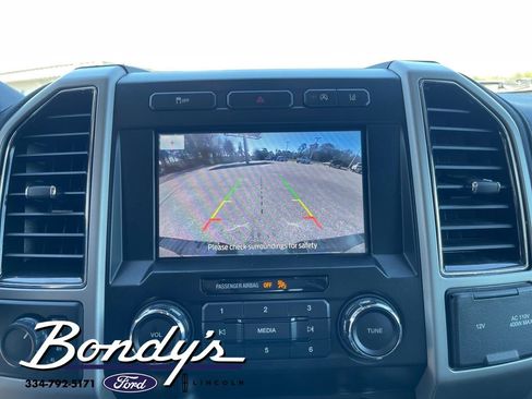 Used 2020 Ford F150 Lariat image 6