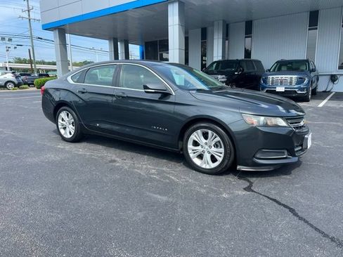 Used 2014 Chevrolet Impala LT w/ Premium Seating Package FWD image 2