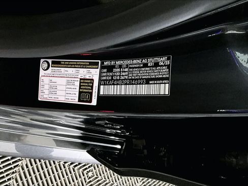 Used 2023 Mercedes-Benz C 300 4MATIC Sedan image 31
