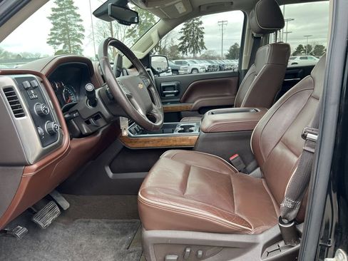 Used 2015 Chevrolet Silverado 1500 High Country w/ High Country Premium Package image 15