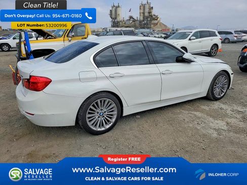 Used 2012 BMW 328i Sedan w/ Premium Pkg RWD image 4