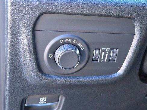 New 2025 Jeep Grand Cherokee Laredo X w/ Luxury Tech Group I image 27