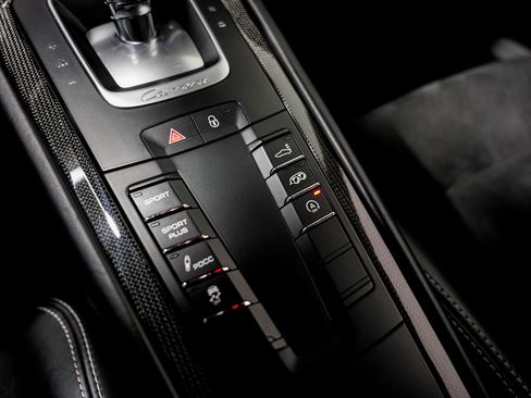 Used 2015 Porsche 911 Carrera GTS RWD image 16