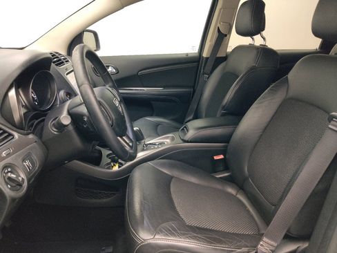 Used 2014 Dodge Journey Crossroad w/ Flexible Seating Group FWD image 17