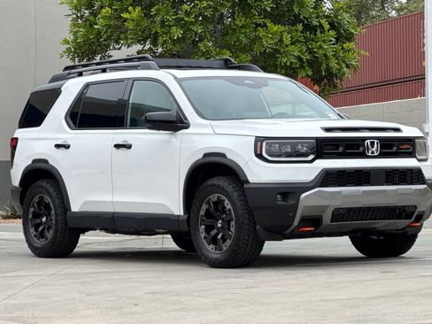 New 2026 Honda Passport TrailSport Elite image 2