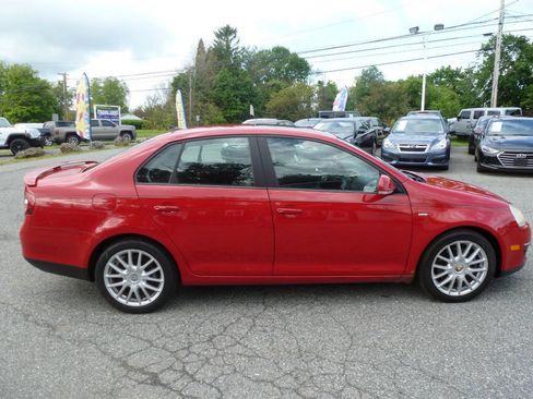 Used 2008 Volkswagen Jetta Wolfsburg Edition FWD image 7