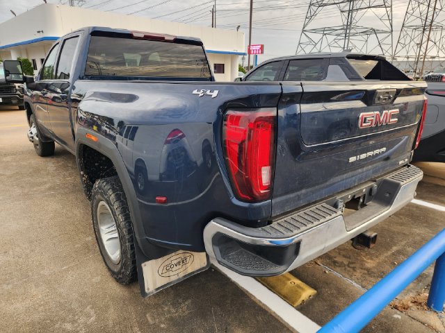 Used 2022 GMC Sierra 3500 SLE w/ Gooseneck/5TH Wheel Package AWD/4WD image 4