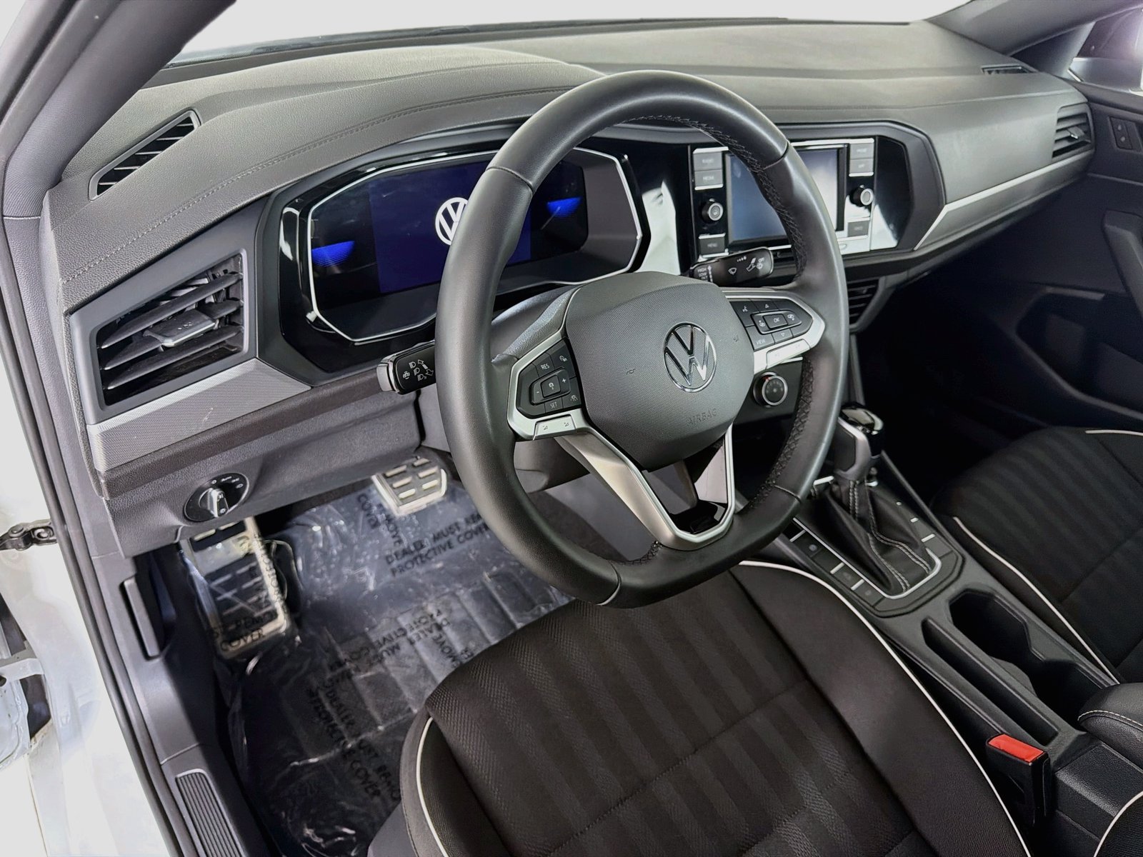 Used 2023 Volkswagen Jetta Sport FWD image 9