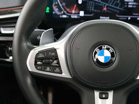 Used 2023 BMW 540i xDrive w/ M Sport Package AWD/4WD image 12