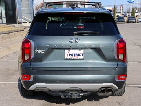Used 2022 Hyundai Palisade Limited image 4