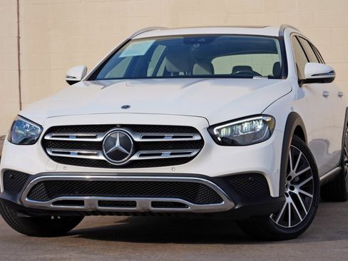 Used 2023 Mercedes-Benz E 450 4MATIC All-Terrain Wagon image 3