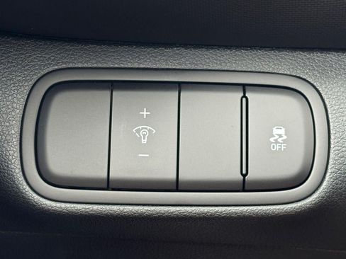 New 2026 Hyundai Venue SEL FWD image 33