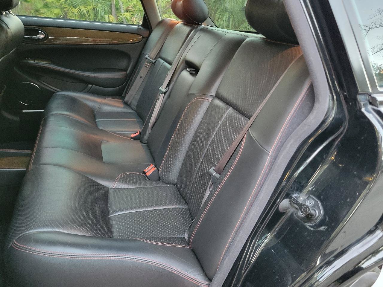 Used 2002 Jaguar XJ8 RWD image 31