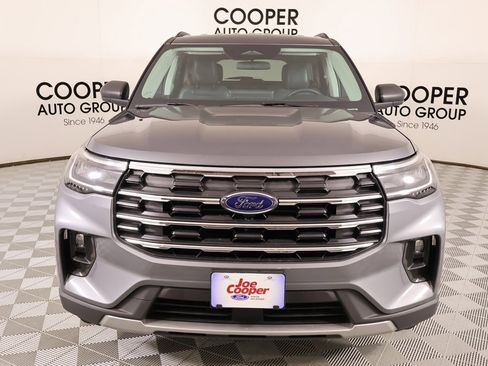 Used 2025 Ford Explorer Active w/ Active Comfort Package image 10