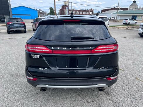 Used 2018 Lincoln MKC Select w/ Lincoln MKC Climate Package AWD/4WD image 4